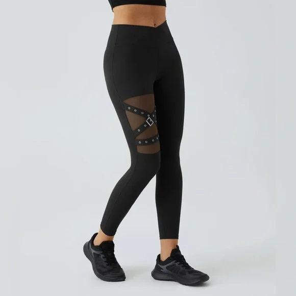 NWT Halara DayStretch High Waist Crossover Mesh Buckle Yoga Leggings Size Large - Picture 3 of 7